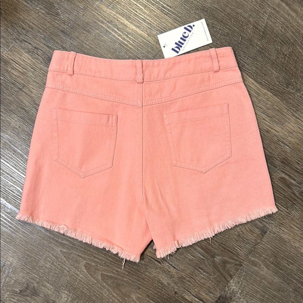 High-Waisted Pink Jean Shorts with Frayed Hem - Picture 4 of 4